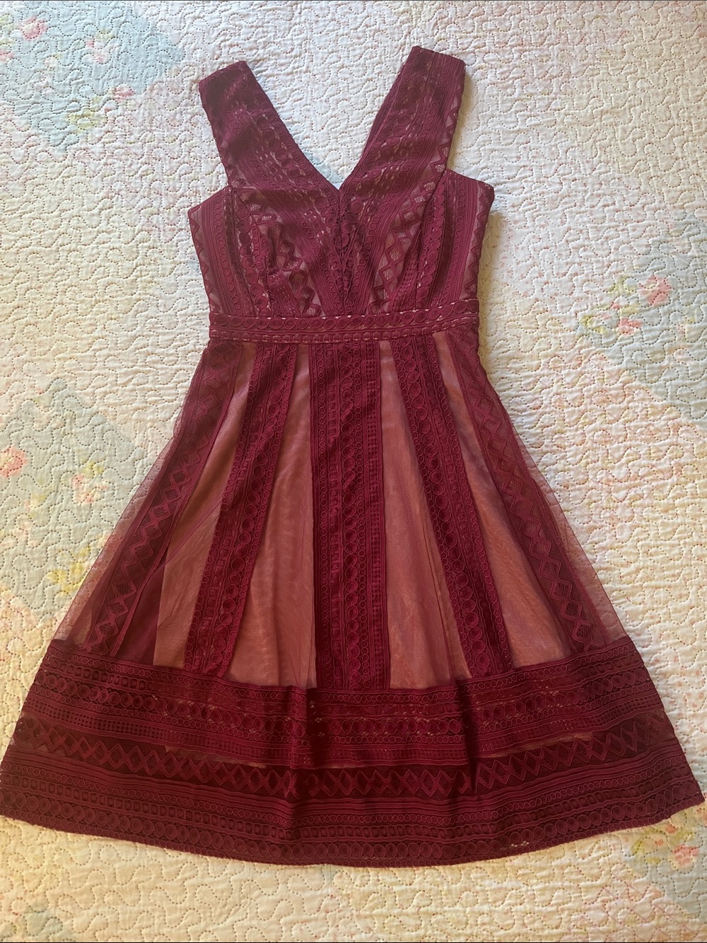 le chateau Wine Lace & Mesh Midi Dress